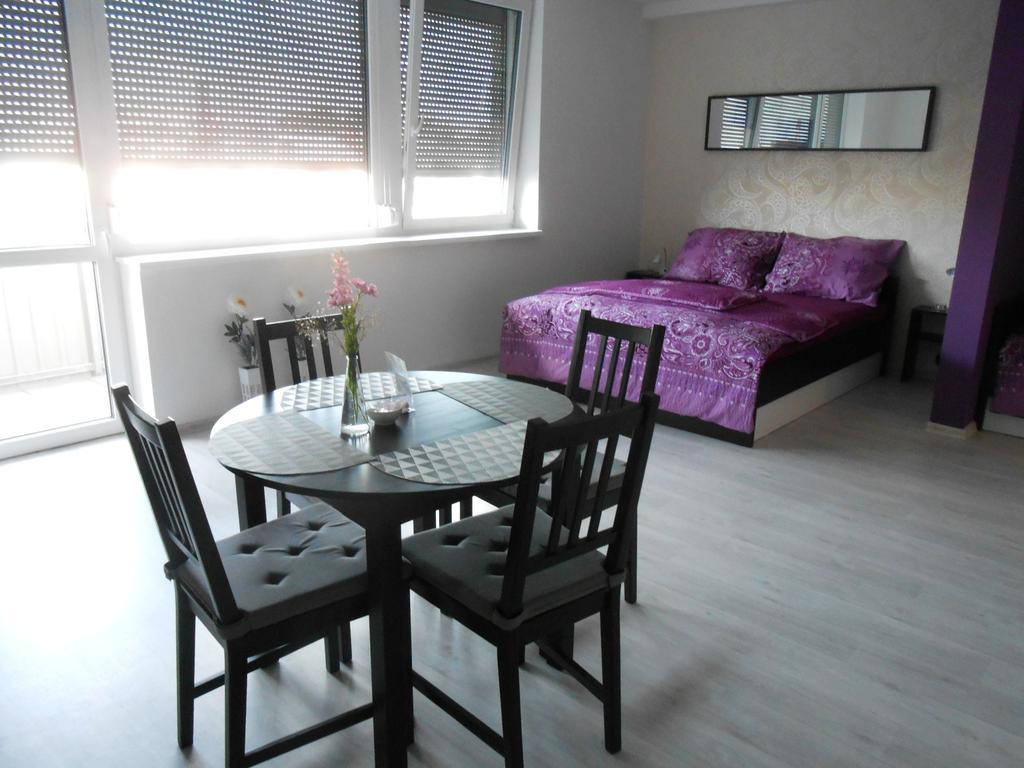 Apartments 4U Center + Free Parking Olomouc Dış mekan fotoğraf